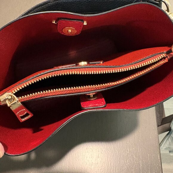 Coach Mollie Bucket Bag 22 - Picture 5 of 6